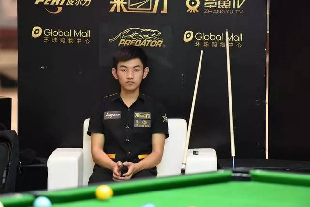 年游泳世界 年游泳世界