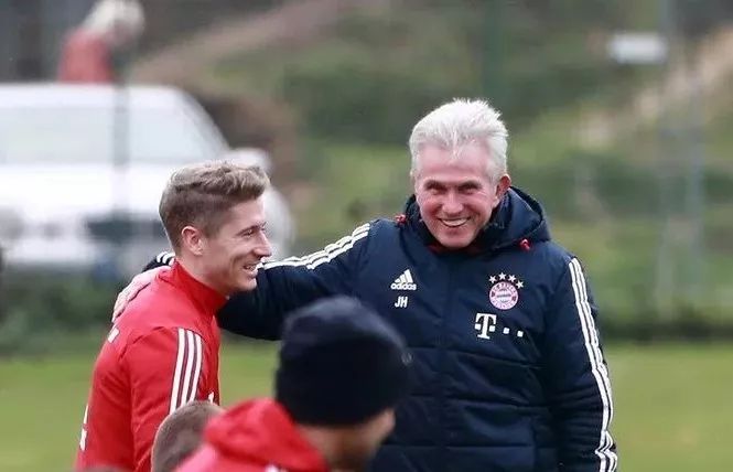 结合本地特 结合本地特