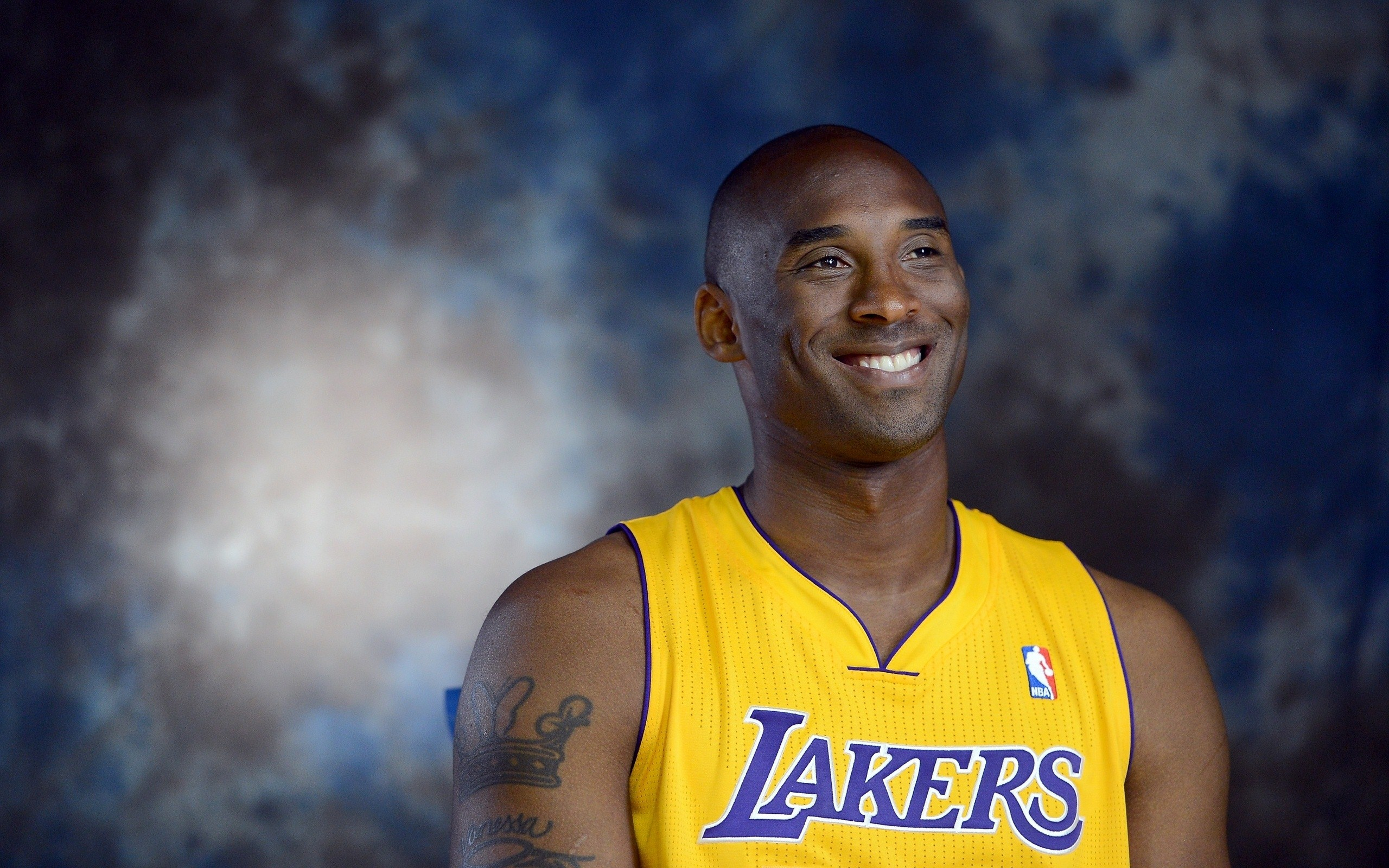 迅速陷入被 迅速陷入被