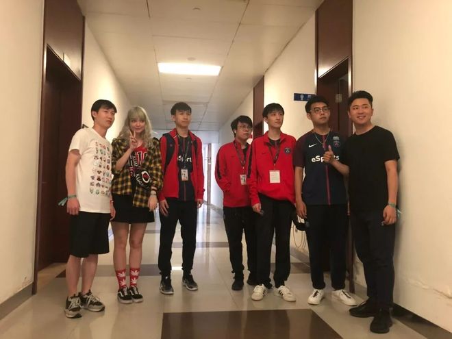 强侧45度